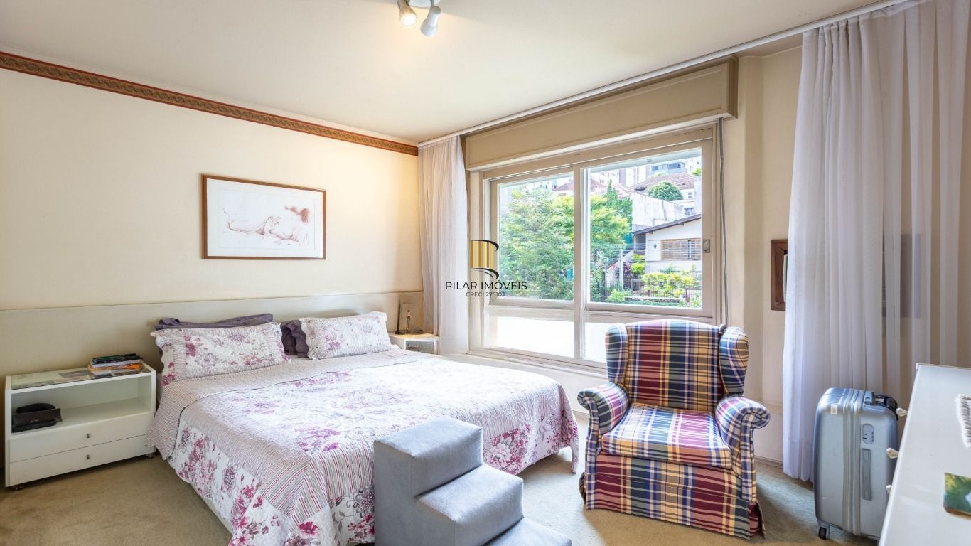 Apartamento mobiliado 3 dormitórios no bairro Petrópolis