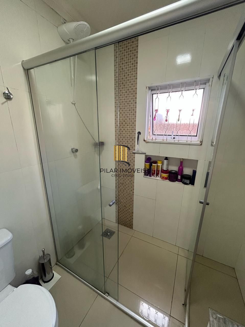 Casa com 4 dormitórios  em Gravataí