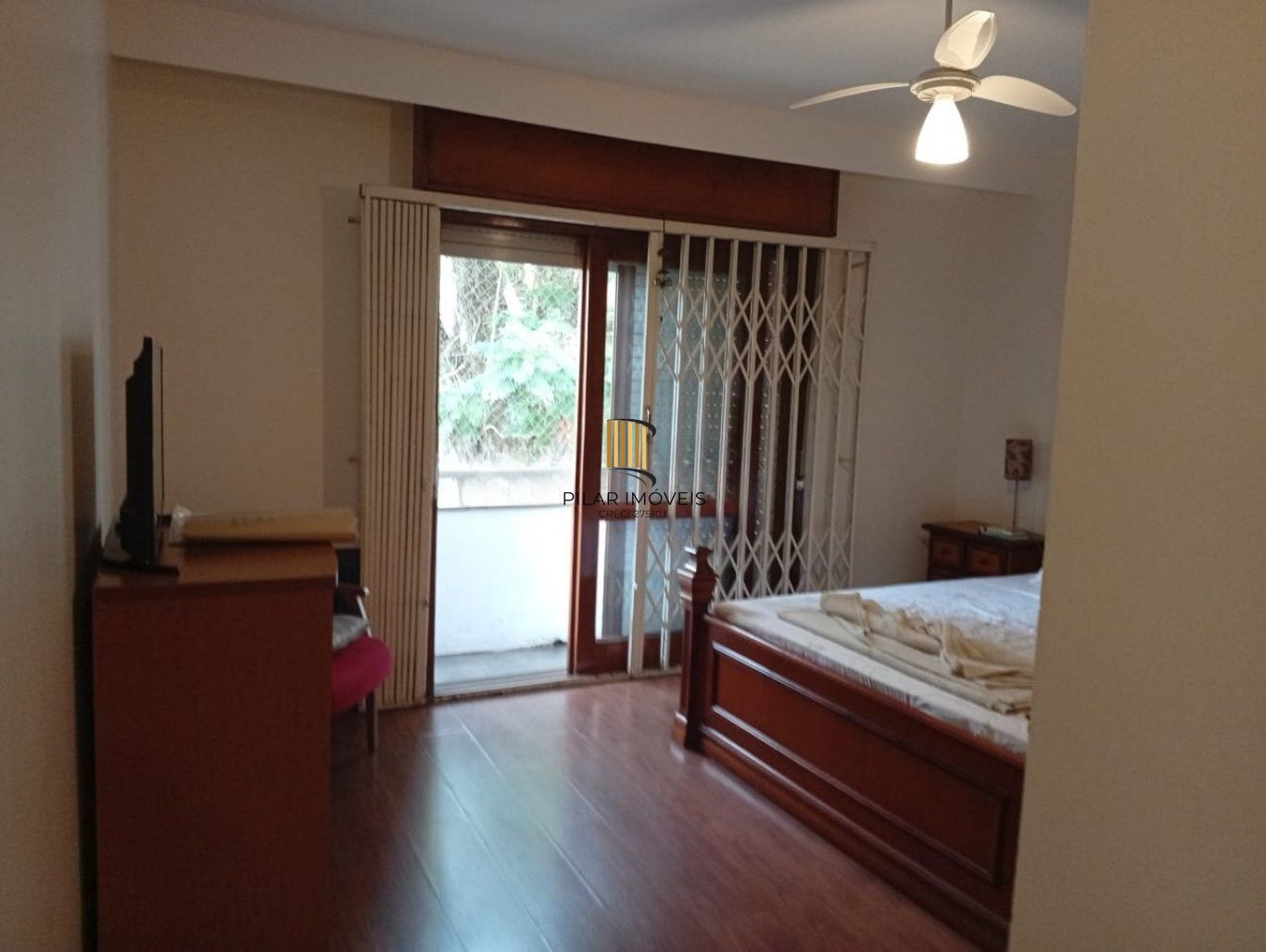 Apartamento com 3 quartos, vaga e sacada no bairro Jardim botânico