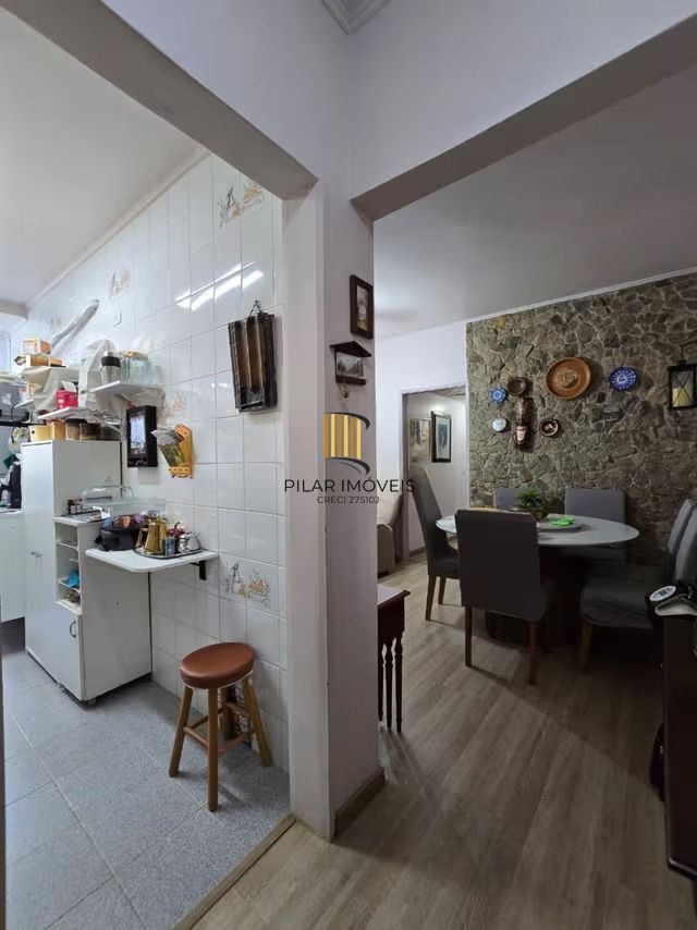 Apartamento de 3 dormitórios no Bairro Passo da Pedras Porto Alegre.