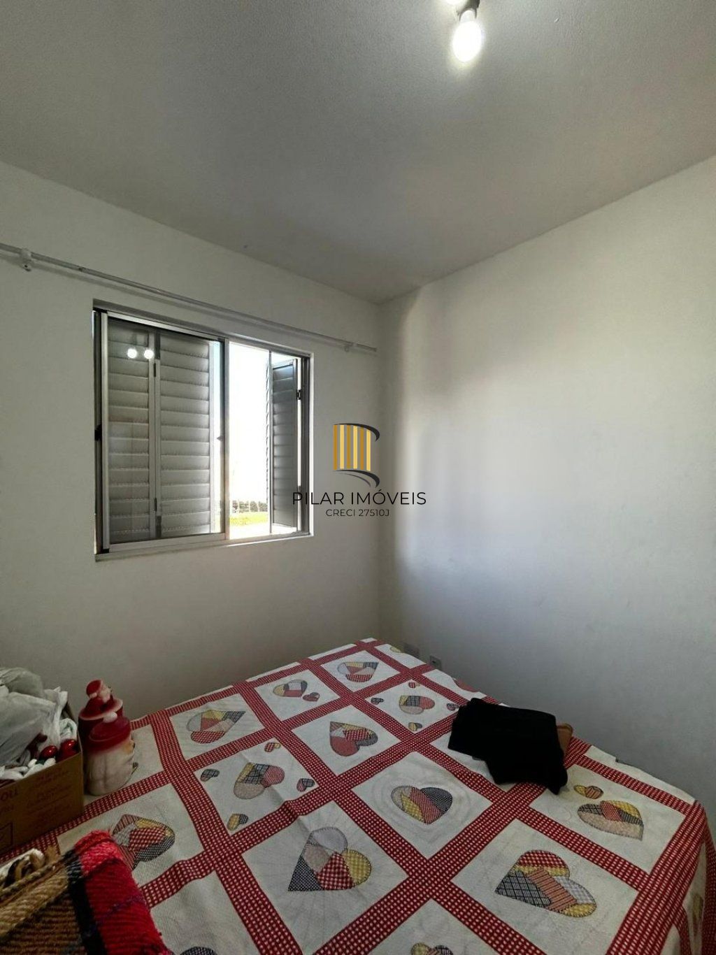Apartamento de 2 quartos, elevador e 1 vaga no bairro Sarandi