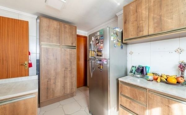 Apartamento com 3 quartos,1 suíte, elevador na independência.