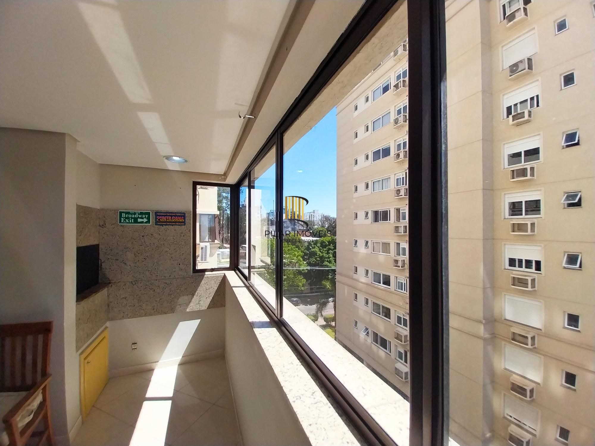 Apartamento 3 dorms à venda Rua Roque Calage, Passo da Areia - Porto Alegre