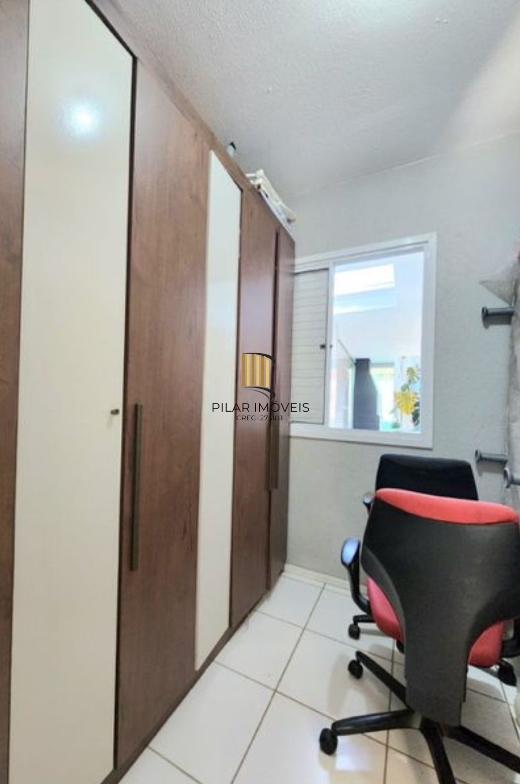 Casa em Condomínio com 2 quartos e 73m² à venda em Jardim Algarve, Alvorada.