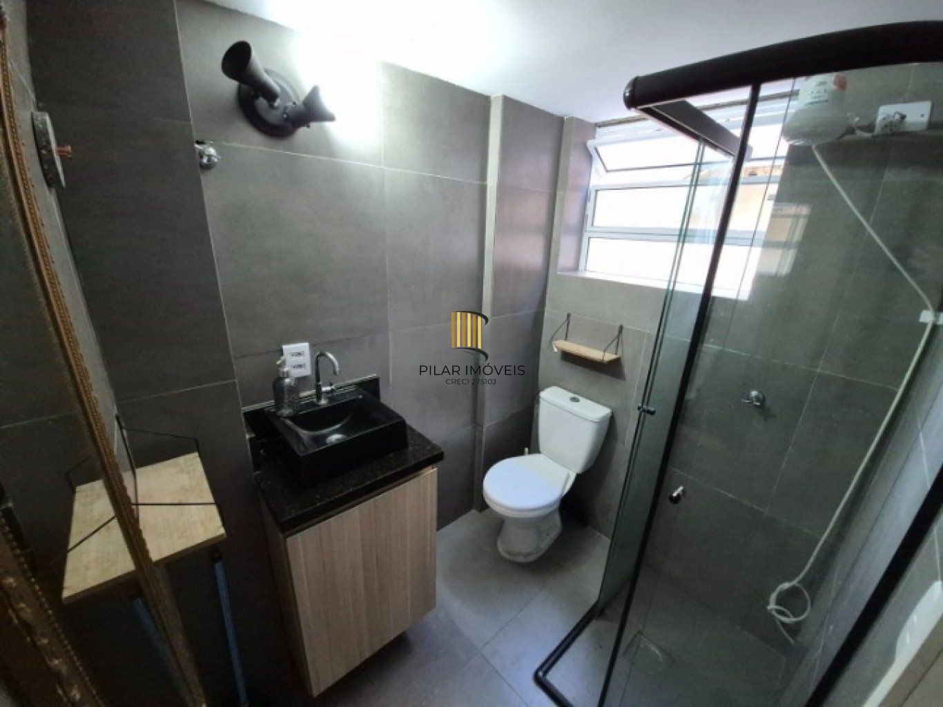 Apartamento de 1 dormitório no Bairro Farroupilha Porto Alegre.