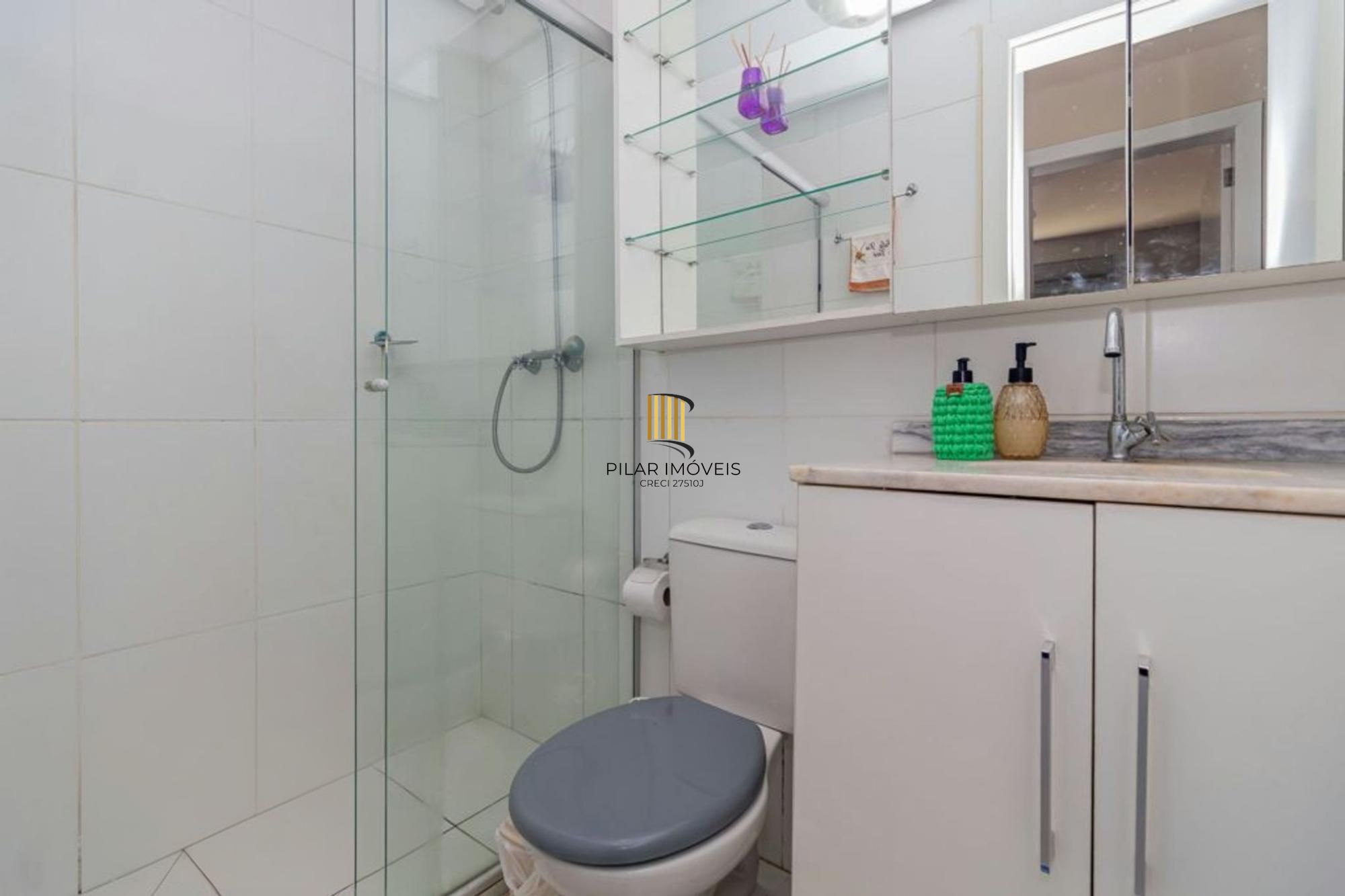 Apartamento térreo de 2 quartos, suíte, 1 vaga no bairro Jardim Itu