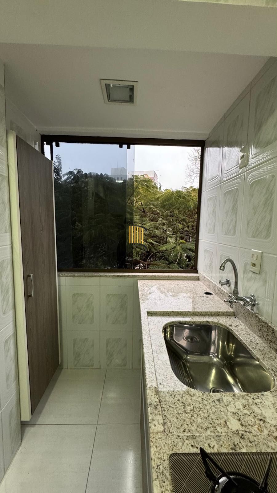 Apartamento com 1 Quarto e 1 vaga à Venda, 42 m² por R$ 200mil Bairro Cristal