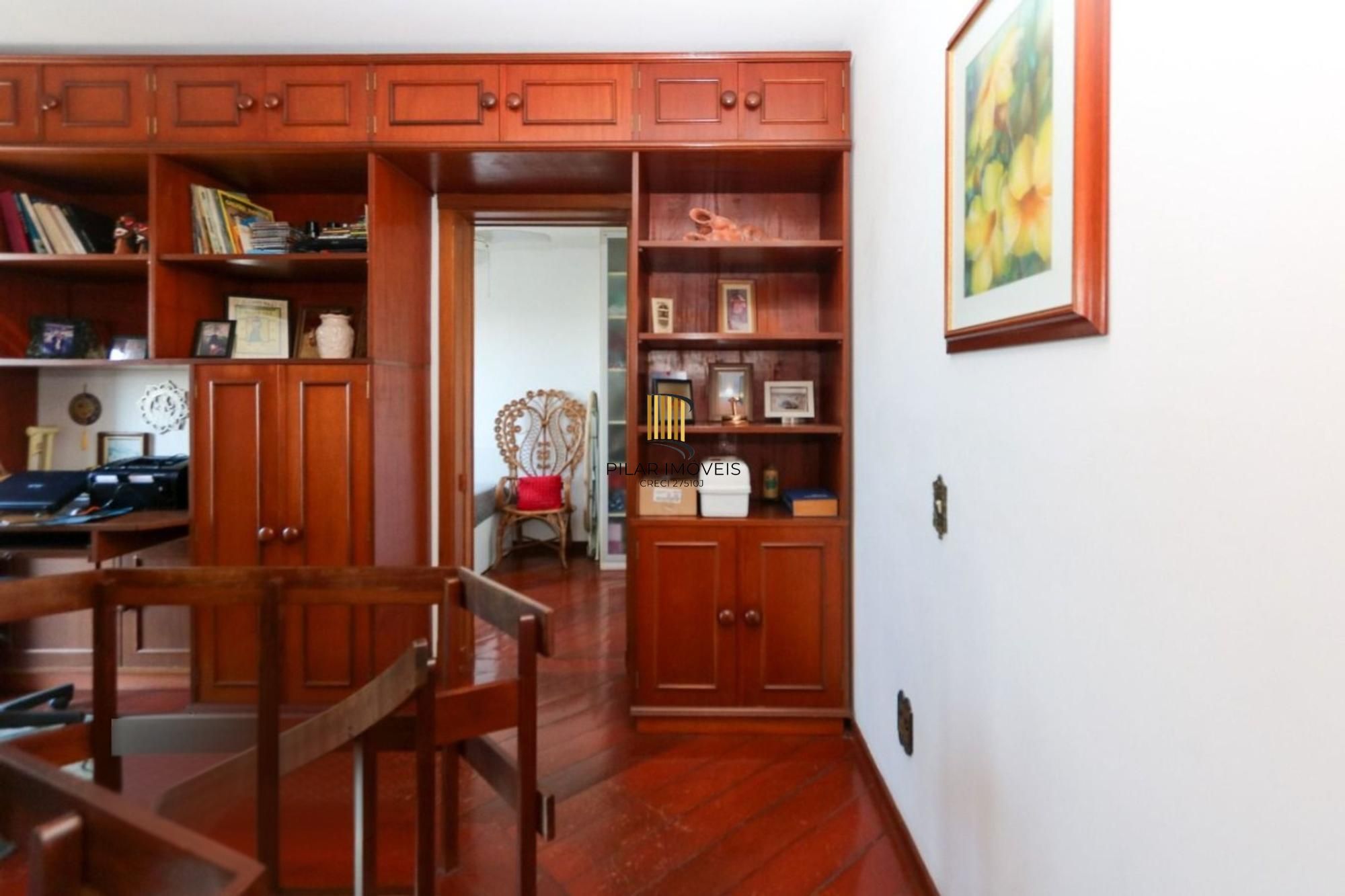 Apartamento 3 quartos, elevador e uma vaga de garagem em Canoas.