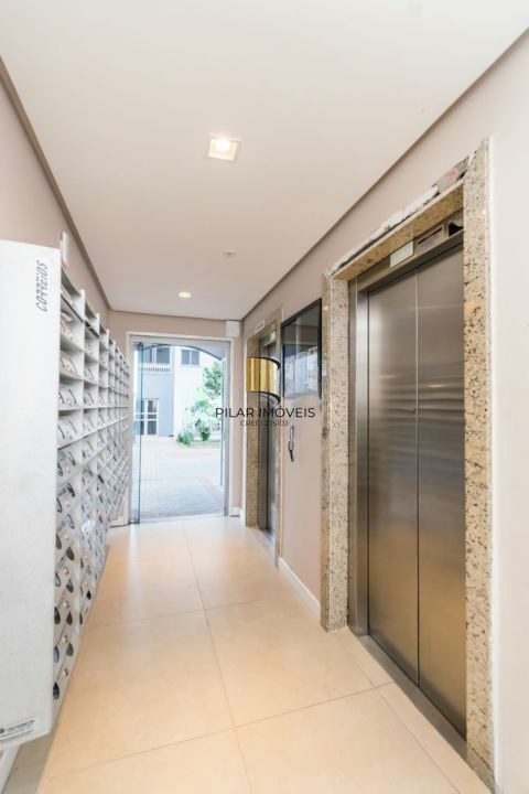 Apartamento com 2 quartos, vaga, elevador e piscina  no bairro Passo das Pedras