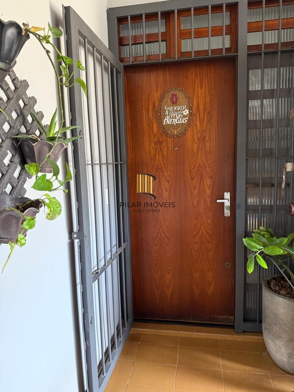 Casa semi mobiliada de 4 dormitórios bairro São Sebastião