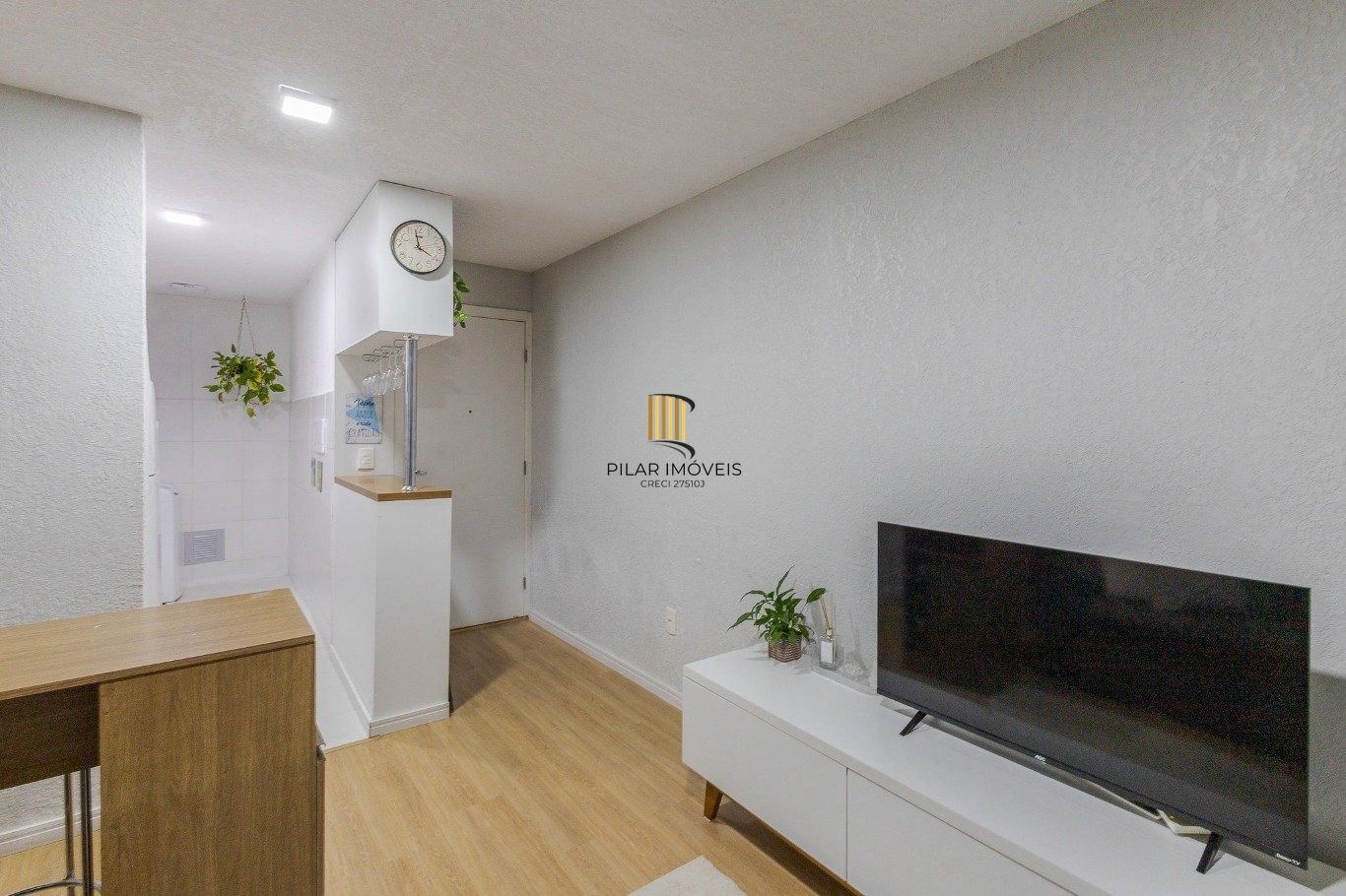 Apartamento de 2 quartos e 1 vaga de garagem em Canoas.