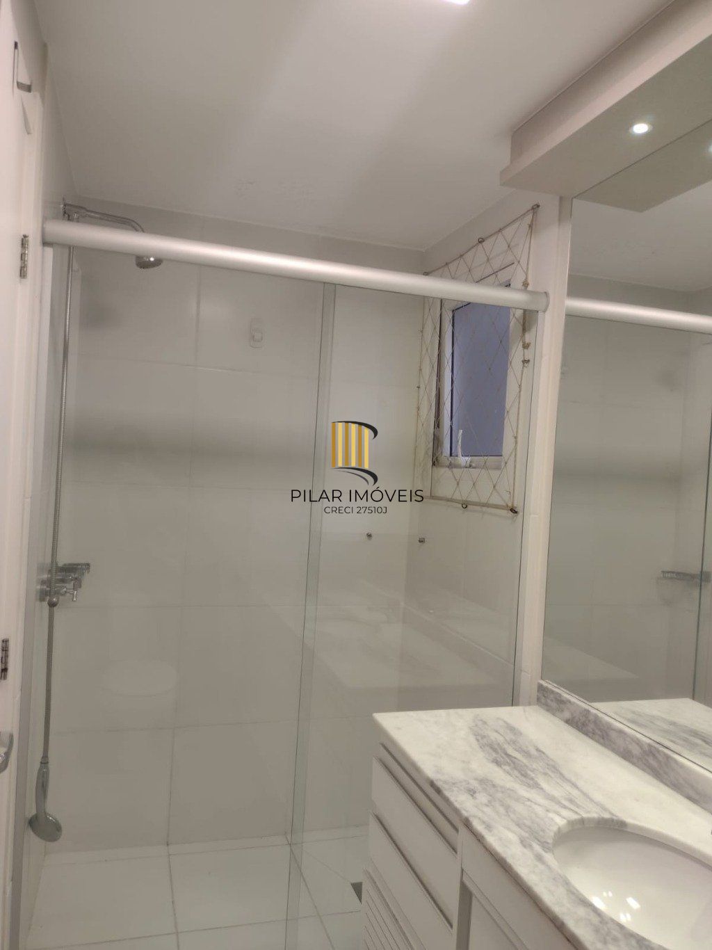 Apartamento com 3 quartos, vaga de garagem e elevador no Bairro Sao sebastiao