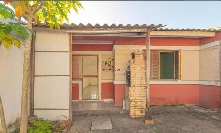 Casa de 2 dormitórios e 1 vaga de garagem em Canoas.