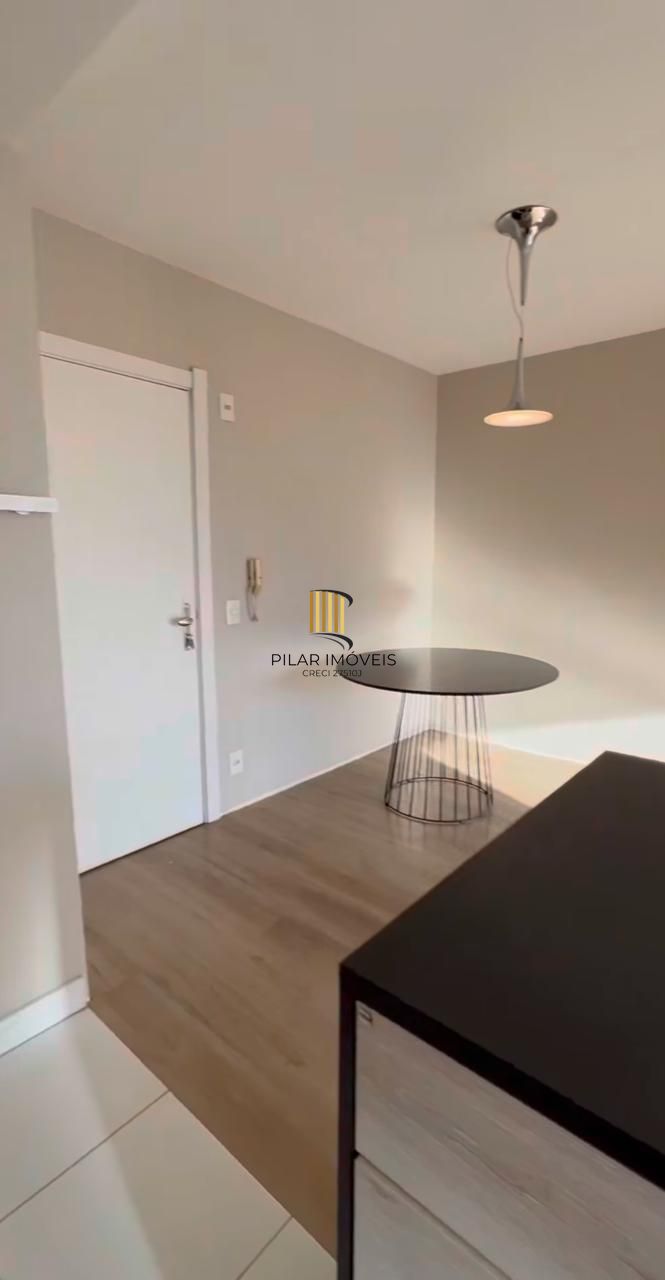 Apartamento com 2 Quartos e 1 vaga coberta no Bairro São Sebastião