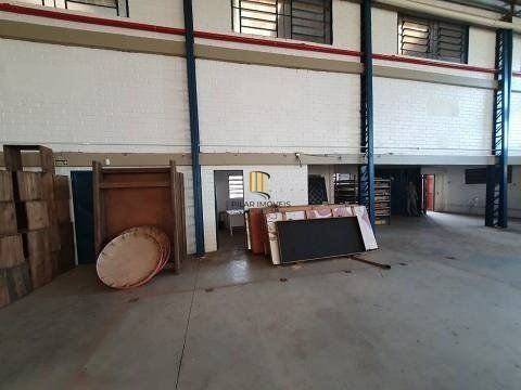 Pavilhão / Depósito com 1.280m² à venda na Landel de Moura no bairro Tristeza