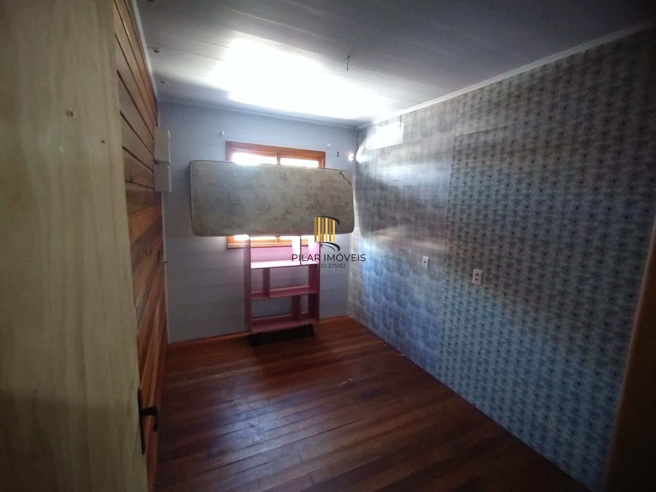 Casa 3 dormitórios no Bairro Ponta Grossa