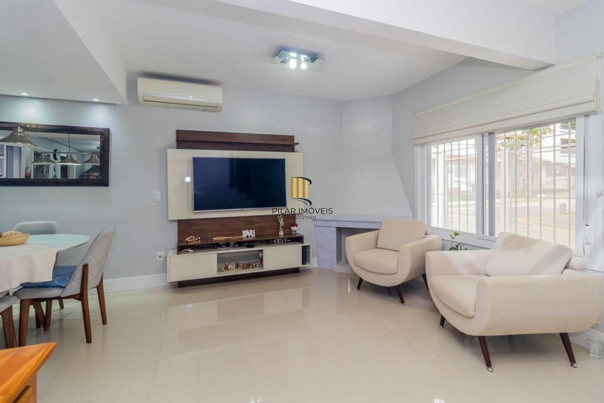 Casa com 3 dormitórios no Bairro Vila Ipiranga