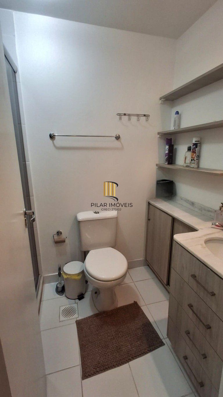 Apartamento com 2 quartos, 1 vaga e elevador no Bairro Vila Ipiranga.