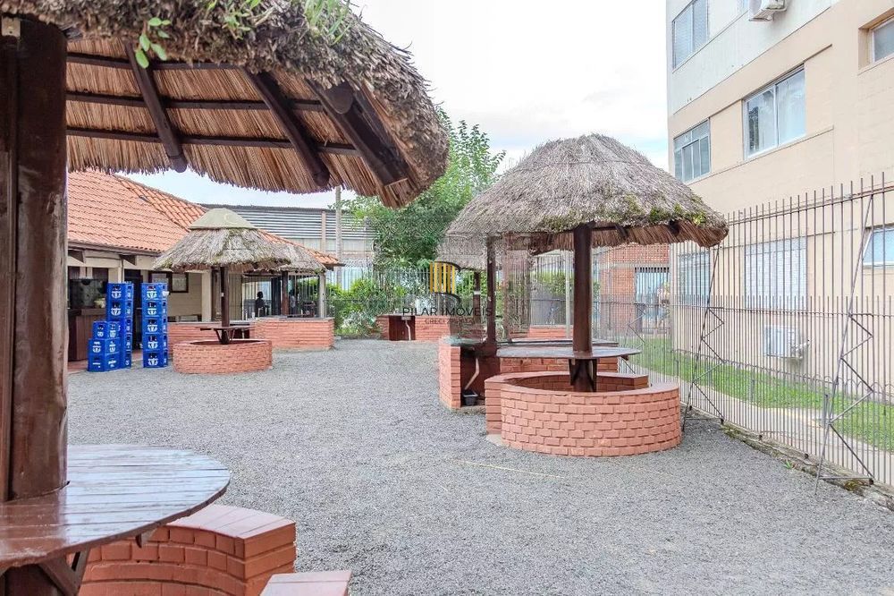 Apartamento com 1 quarto, elevador, Piscina e Churrasqueira Partenon.