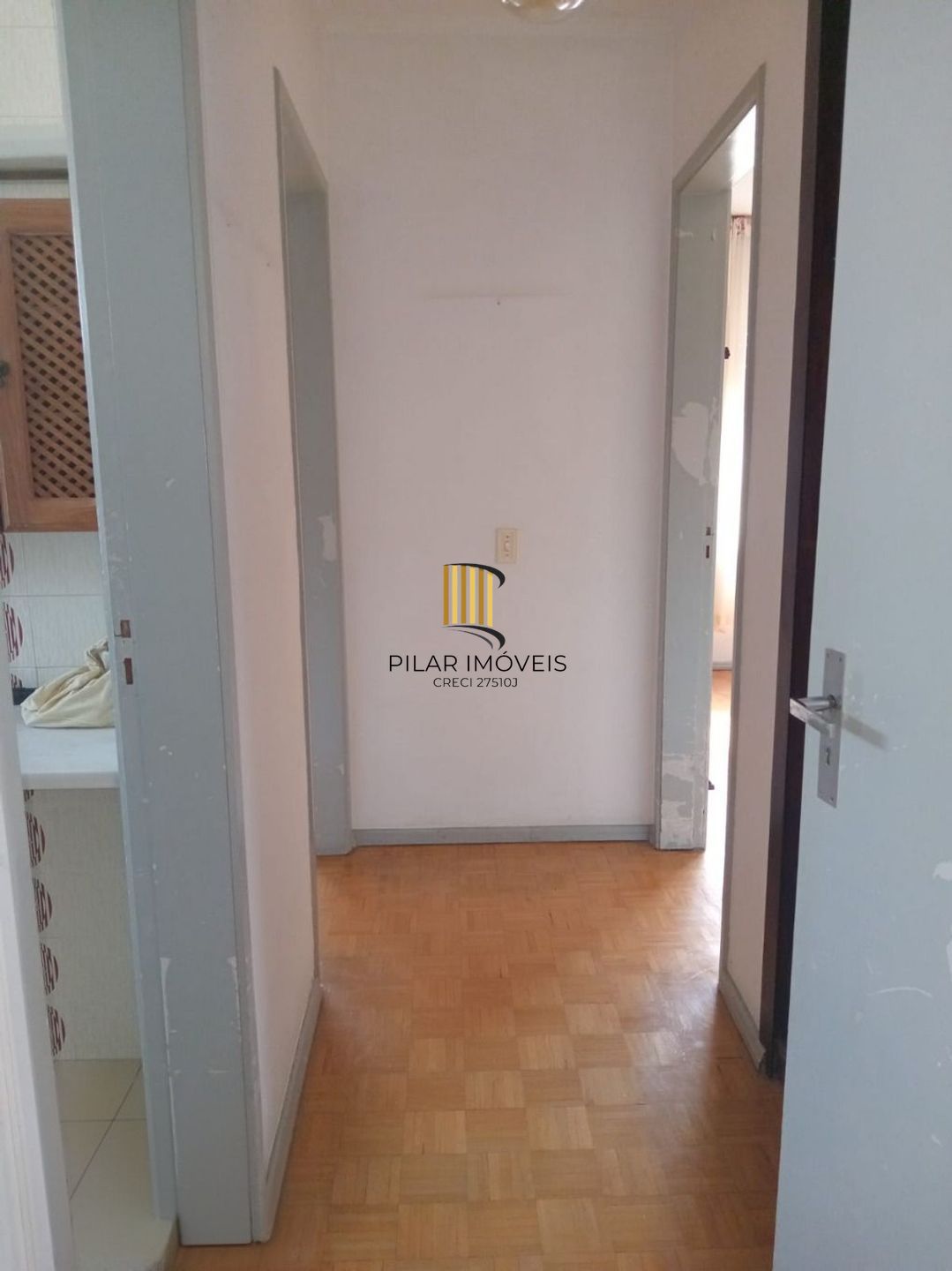 Apartamento de 2 quartos e elevador em Canoas.