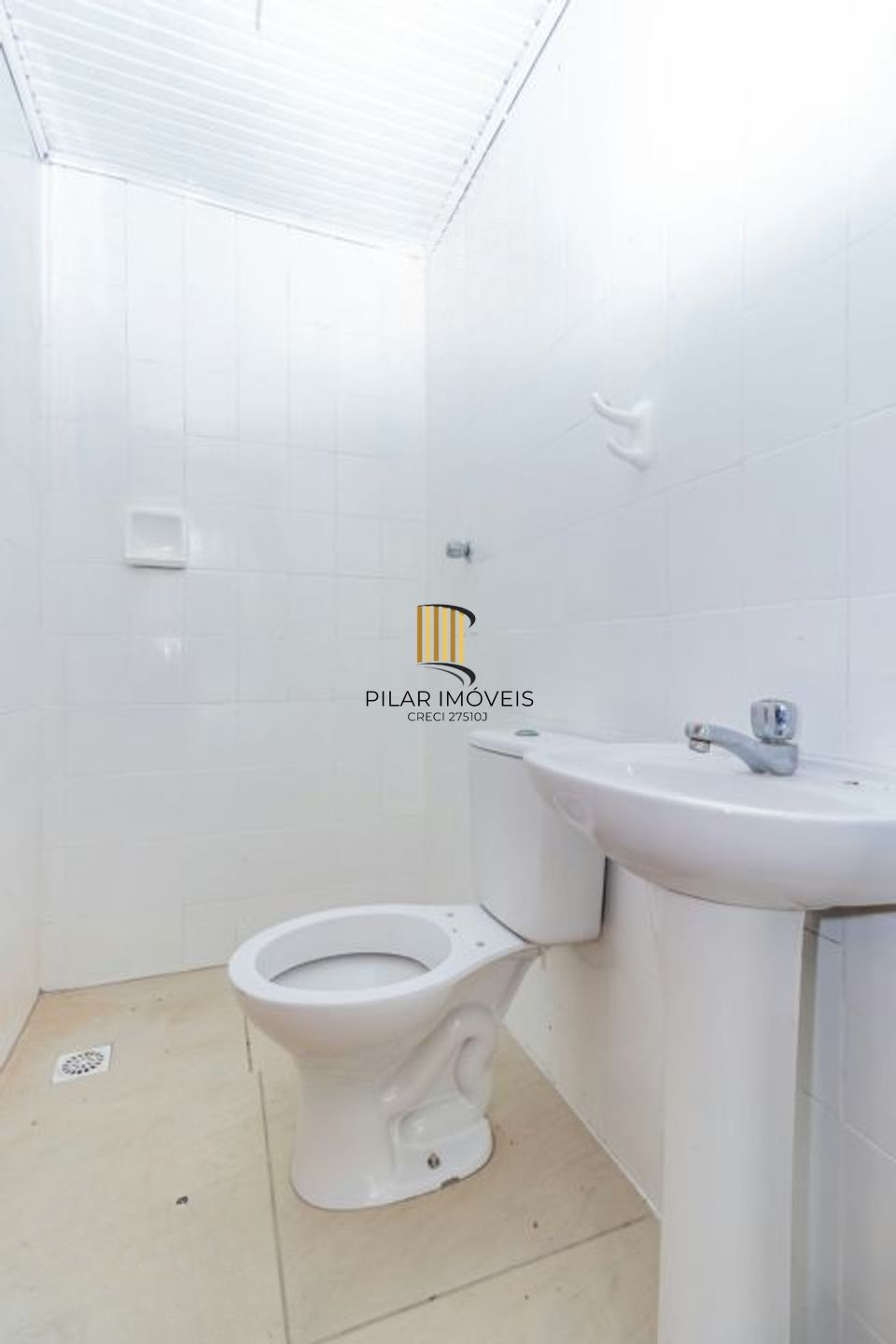 Apartamento Térreo 2 Dormitórios no Jardim Botânico – Amplo e Iluminado