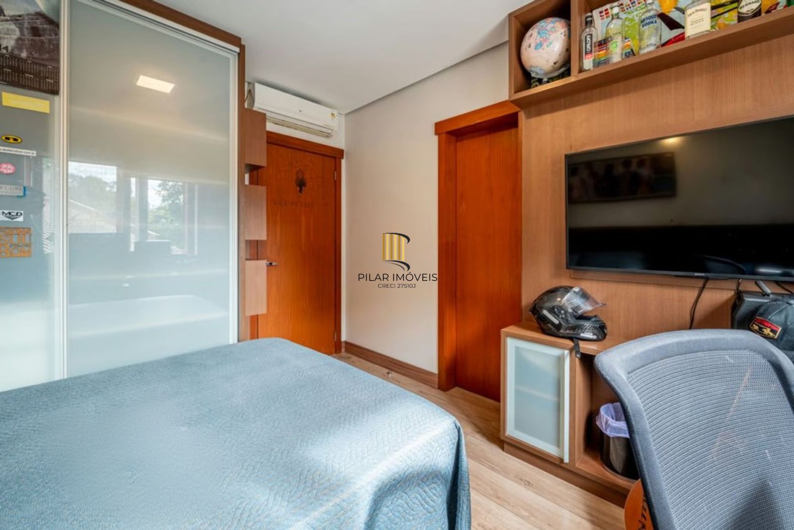 Casa em condomínio de 3 dormitórios no bairro Ipanema Porto Alegre.