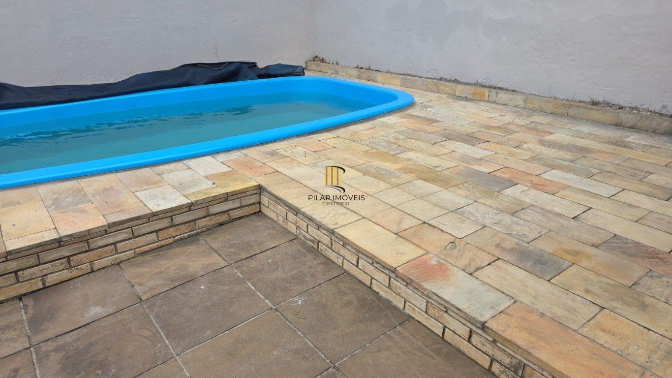 Casa de 3 dormitório no bairro Jardim do Salso