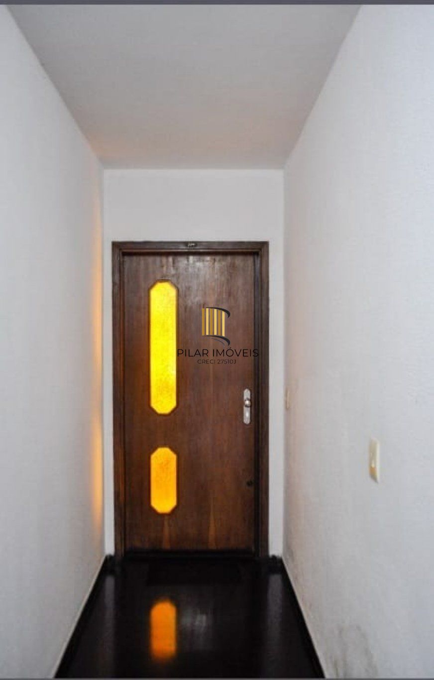 Apartamento 1 quarto, mobiliado e com 2 vagas de garagem no bairro Santana