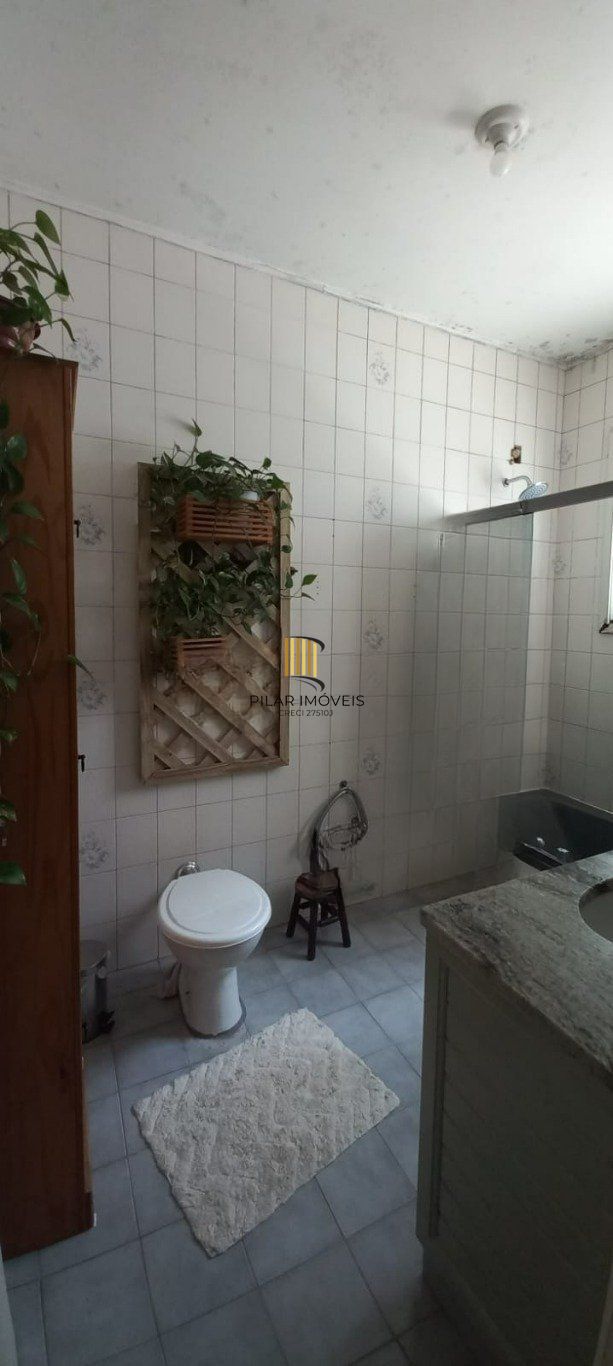 Apartamento à venda com 2 Dormitórios  108 m²