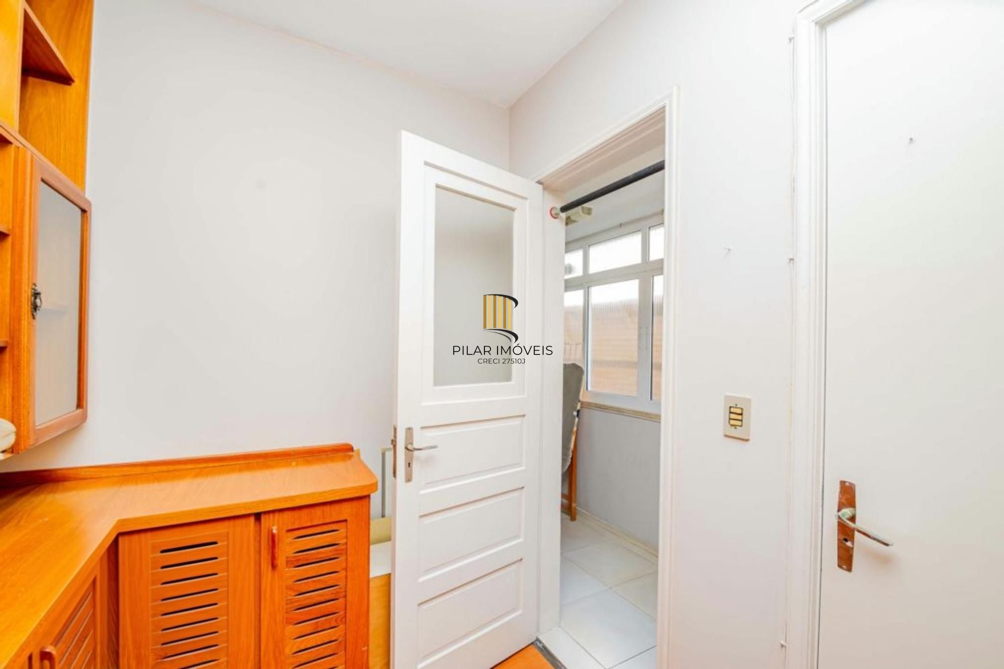 Apartamento 2 dormitórios, 1 vaga, elevador no bairro Higienópolis