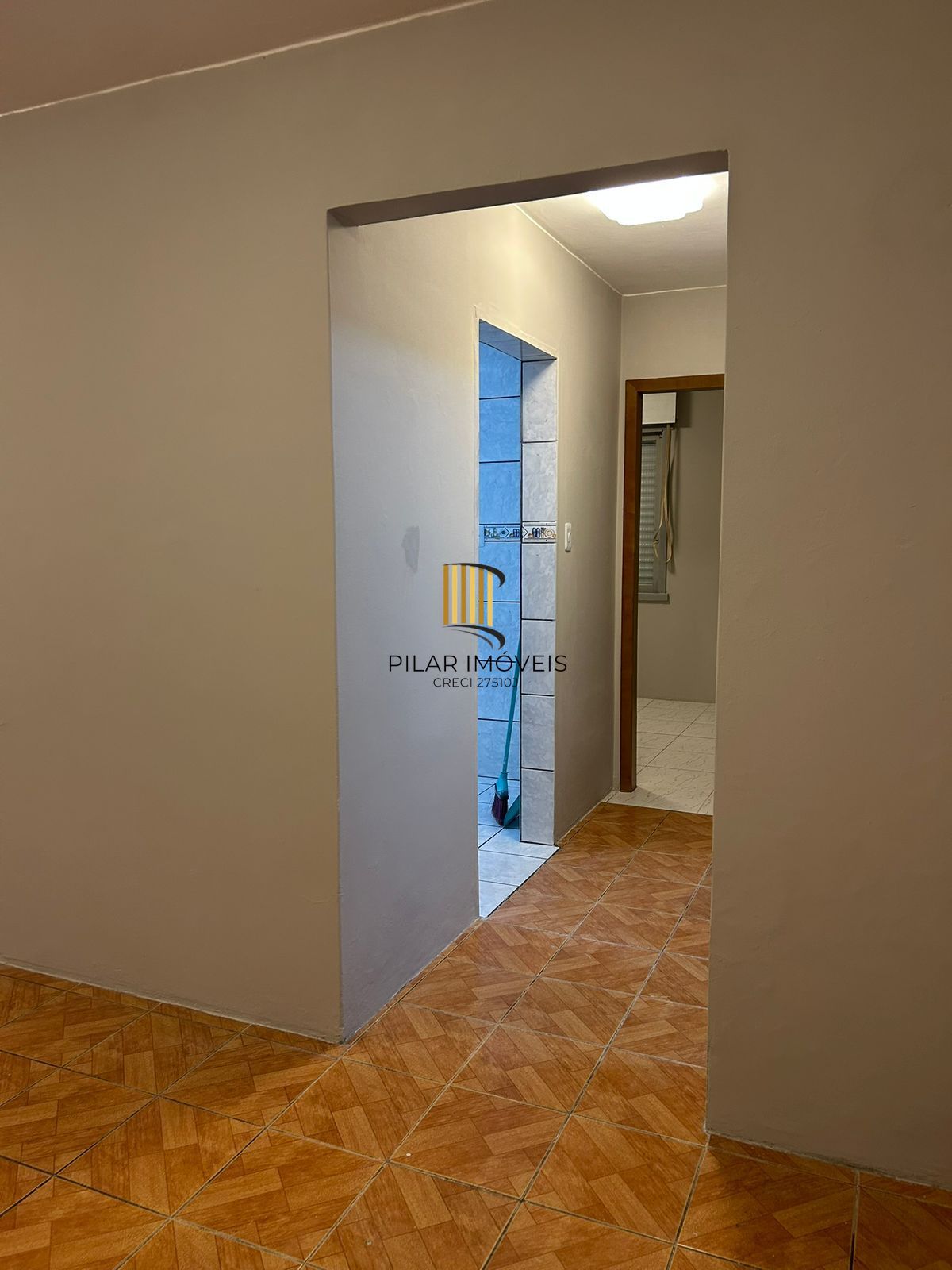 Apartamento térreo com 2 quartos e vaga de garagem no bairro Parque Dos Maias