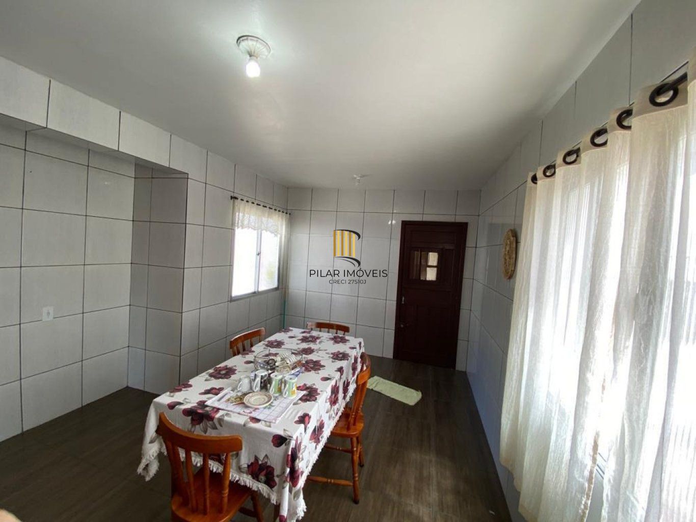 Casa com 2 quartos e 3 vagas no bairro Nossa Senhora das Graças