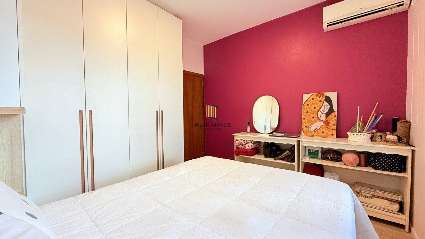 Apartamento térreo com pátio no bairro Santana.