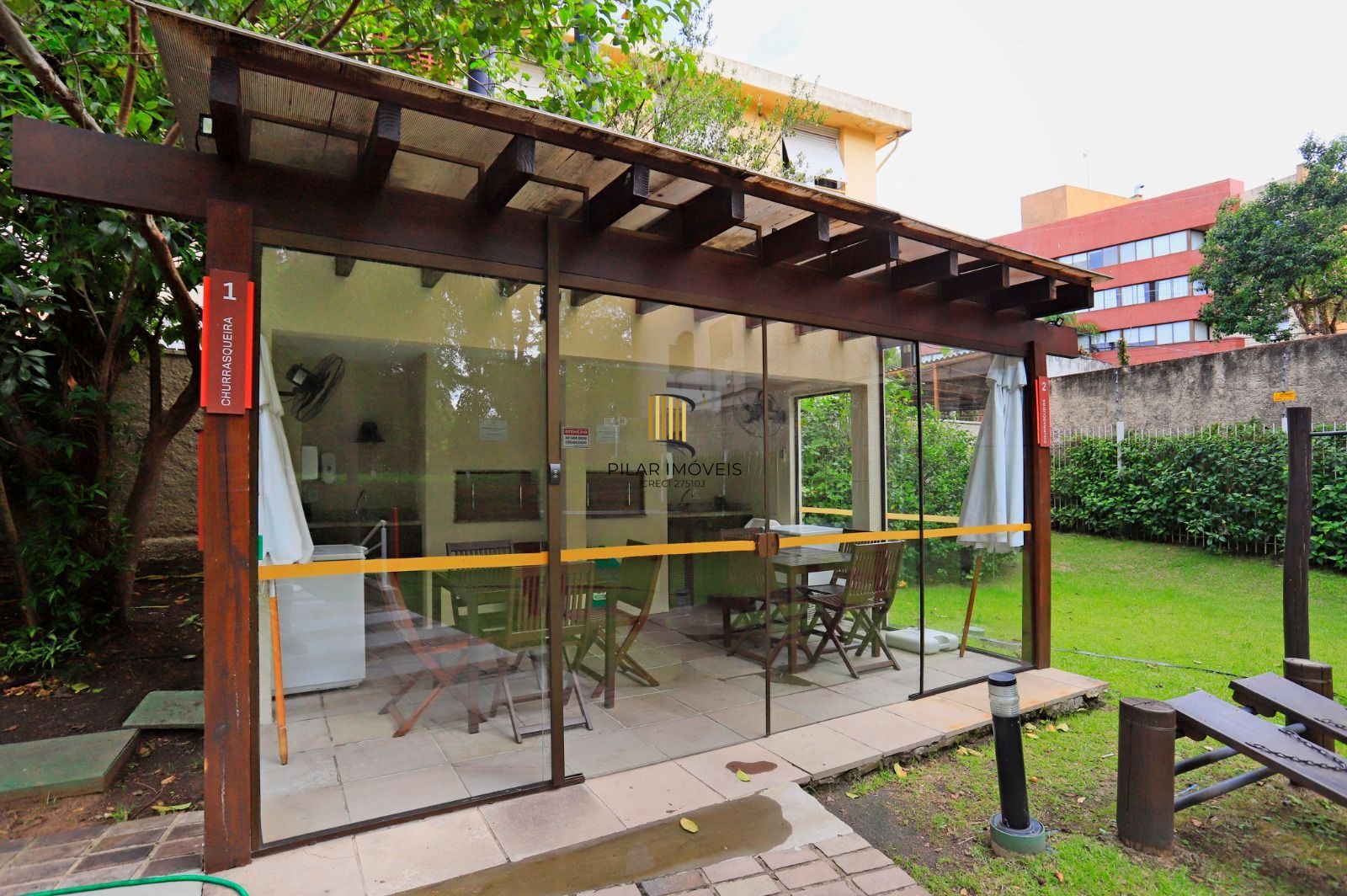 Apartamento de 3 dormitórios no bairro Jardim Lindóia
