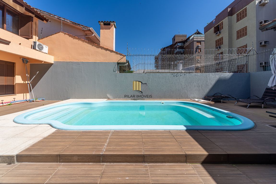 Casa com 4 quartos, piscina, vaga, churrasqueira e Sacada no bairro Jardim Itu