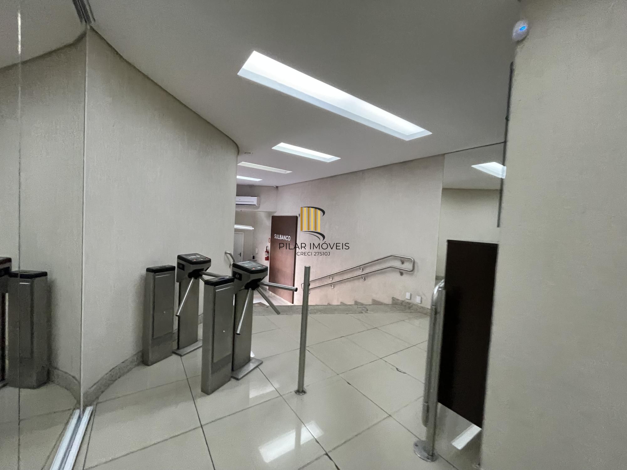 Sala comercial com 73 metros privativos no Bairro Floresta