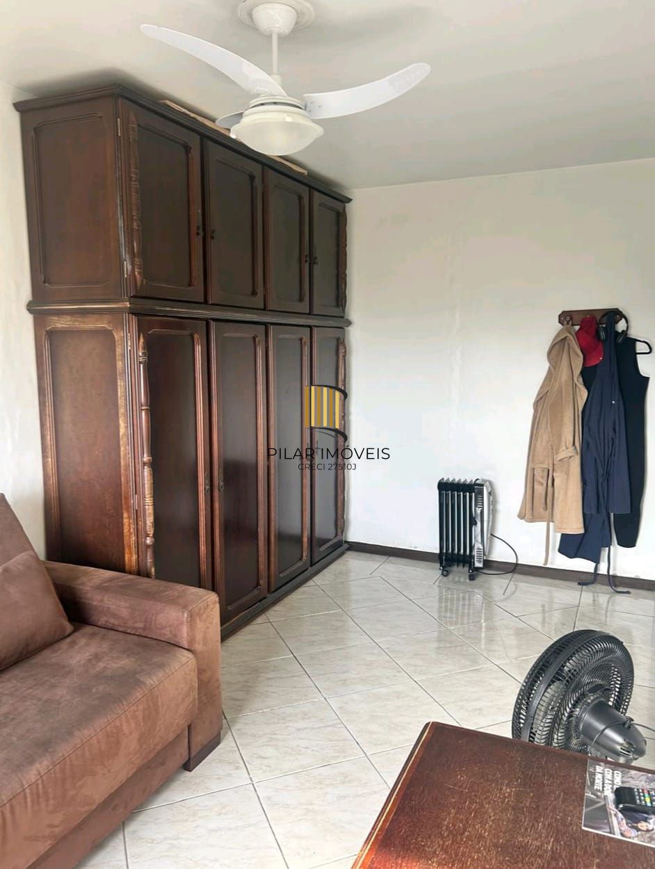 Apartamento de 2 dormitórios no bairro Humaitá