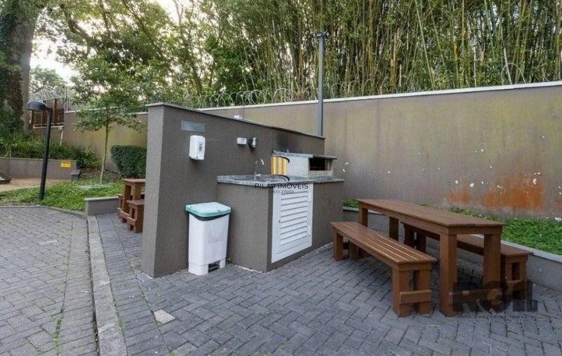 Apartamento de 3 quartos, suíte, elevador e 2 vagas no bairro Teresópolis