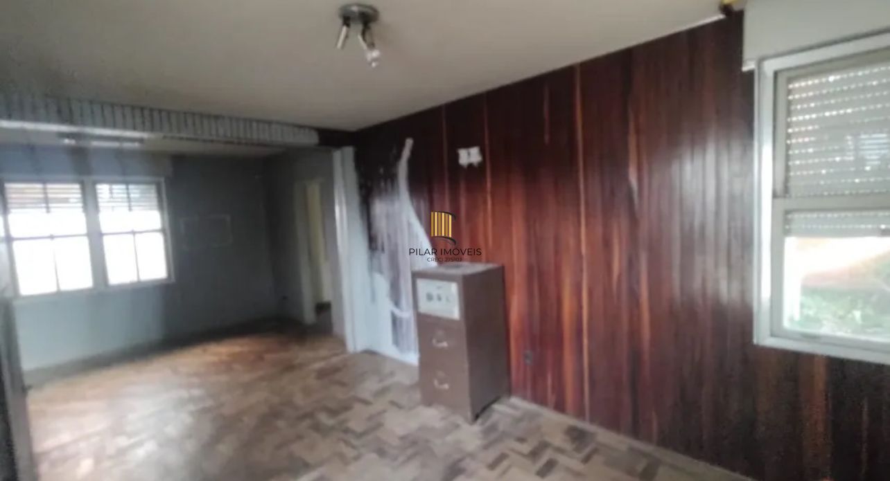 Casa com 3 Quartos e 3 banheiros à Venda, 120 m² por R$ 390.000