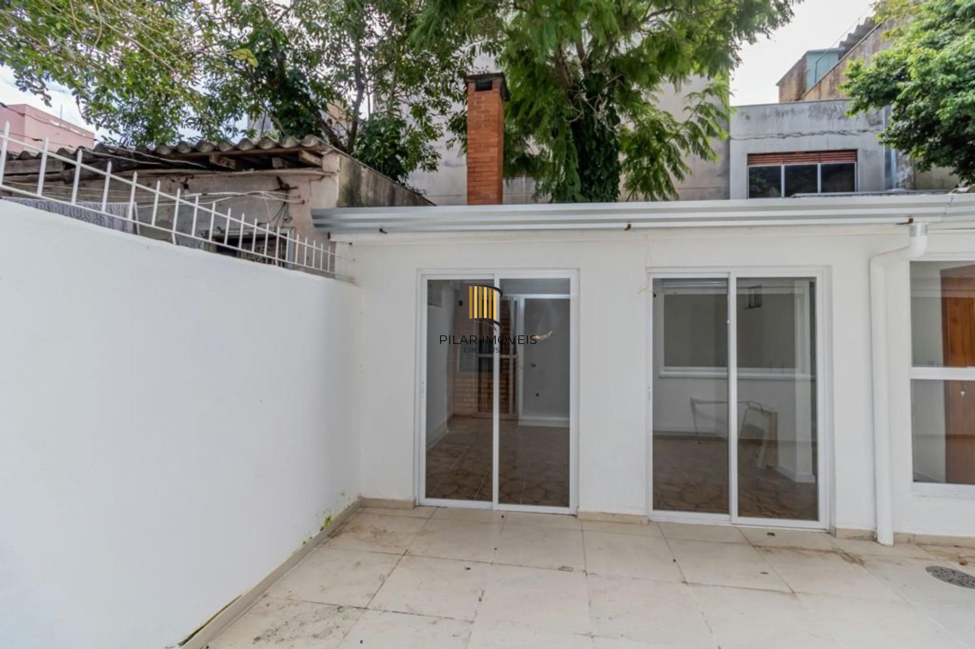 Apartamento Térreo 2 Dormitórios no Jardim Botânico – Amplo e Iluminado