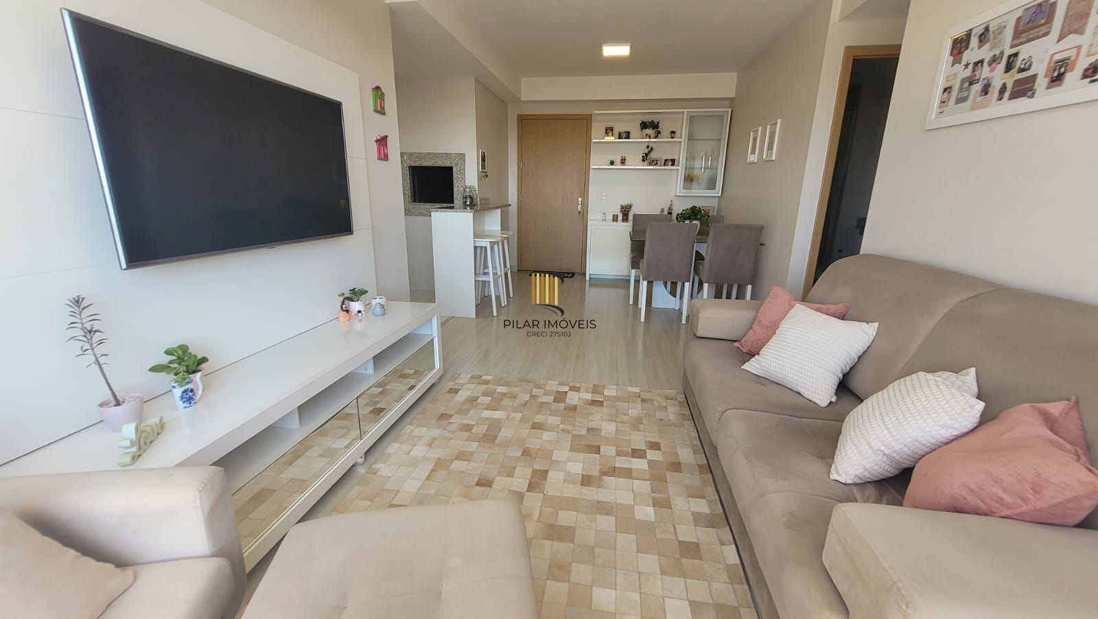 Apartamento mobiliado de 2 quartos, elevador e 1 vaga Jardim Lindóia