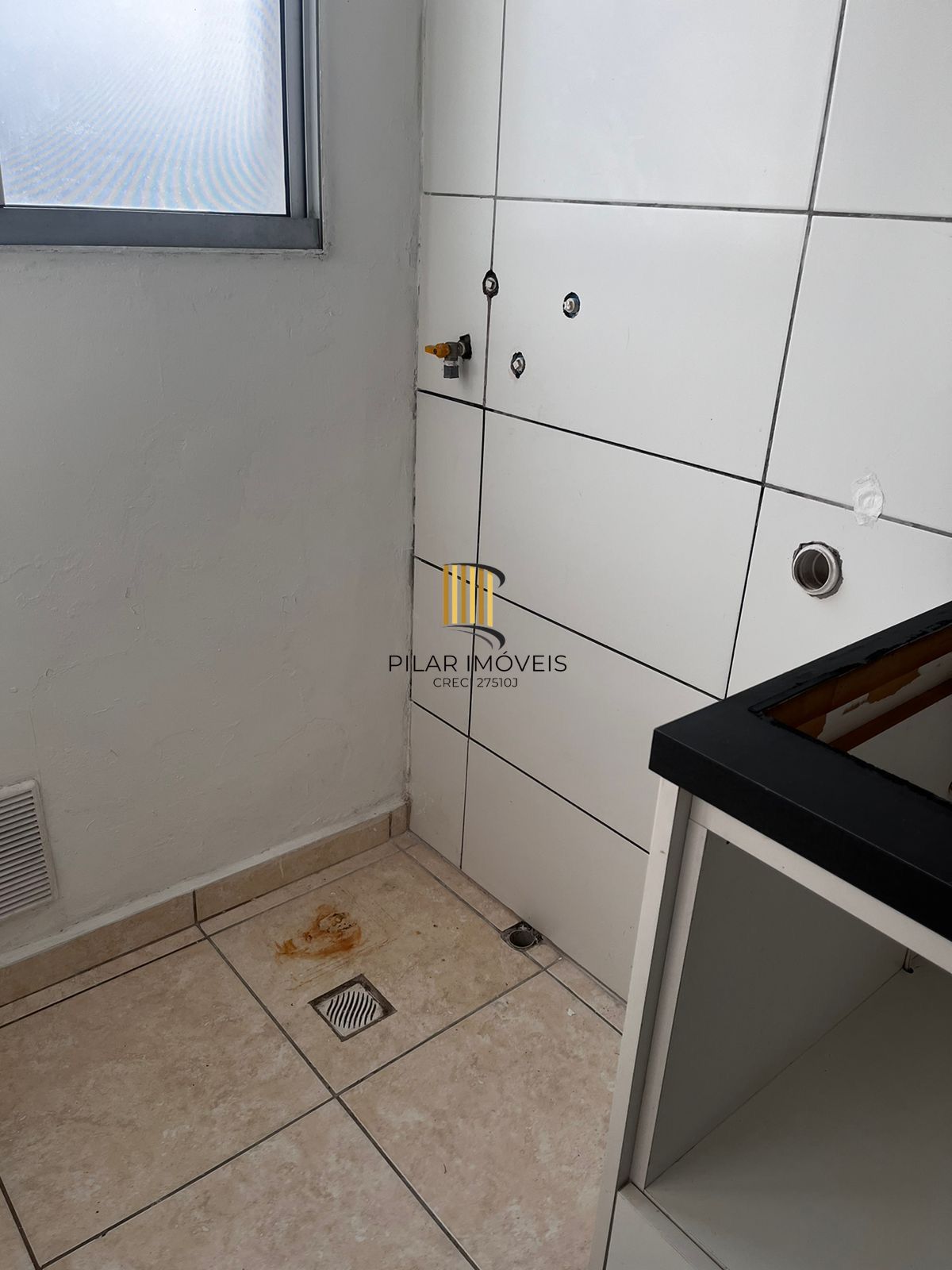 Apartamento com Sacada Morro Santana com 1 vaga de garagem