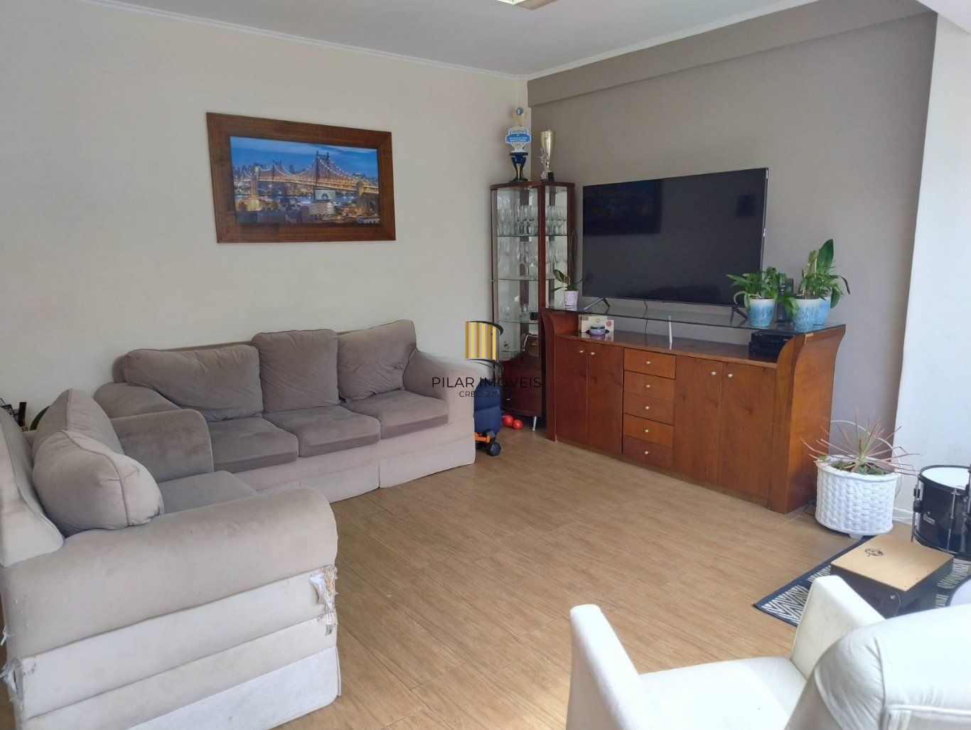 Apartamento 3 quartos com suíte e pátio com 2 vagas no Bairro Passo da Areia