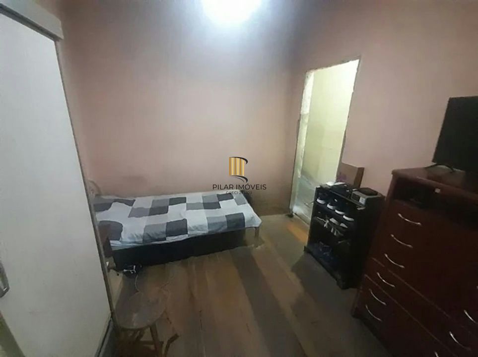 Casa com 3 quartos e 110m² à venda na Cidade Baixa, Porto Alegre.