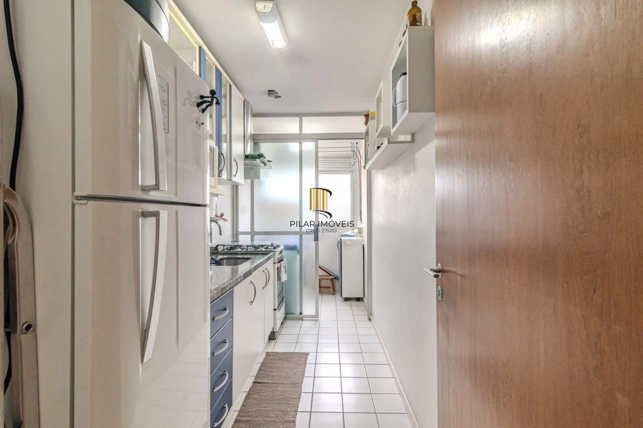 Apartamento 2 Dormitórios com 1 vaga coberta e elevador no Alto Petrópolis