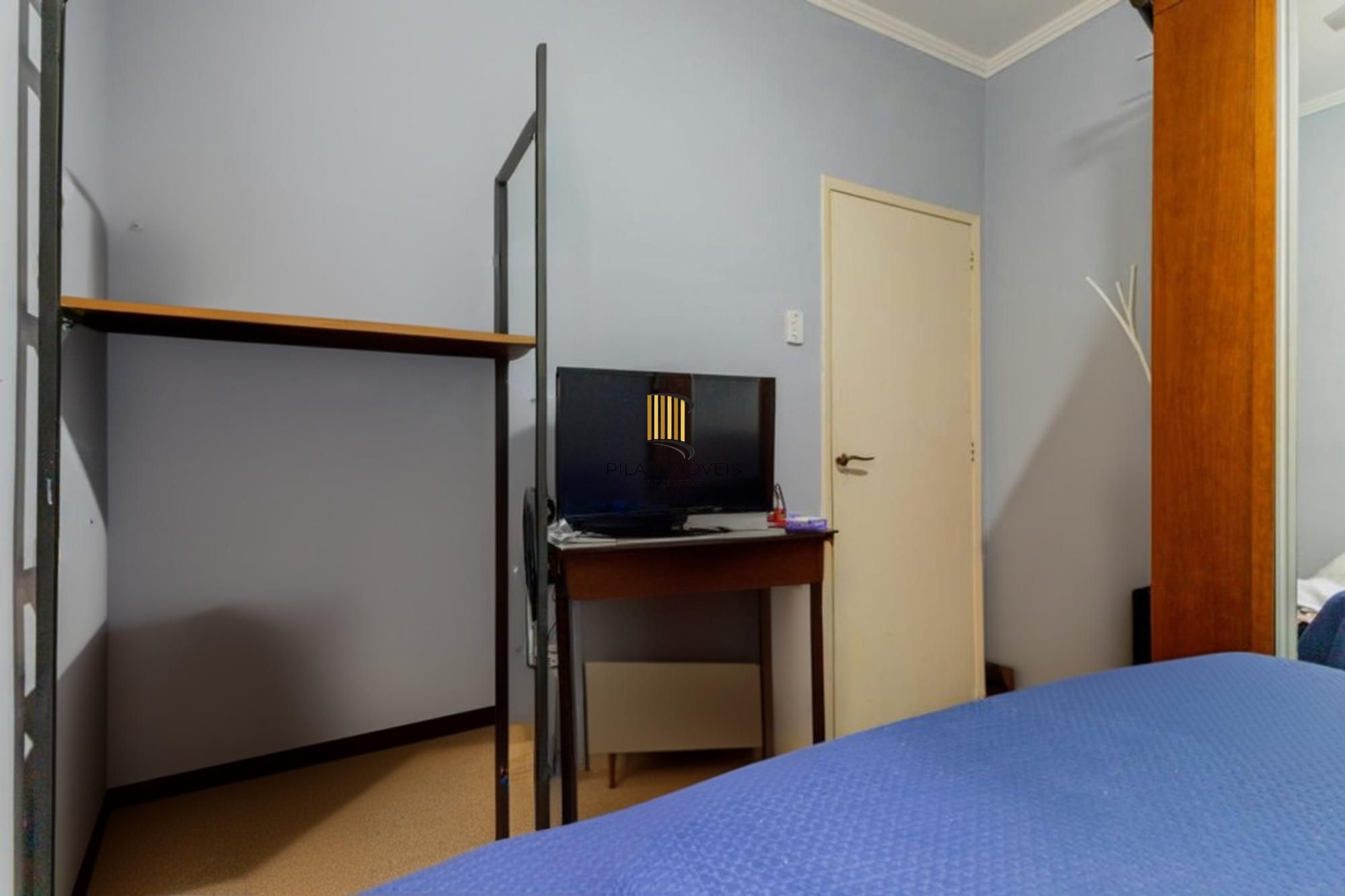 Apartamento Térreo, 3 quartos e varanda separada no bairro Rio Branco