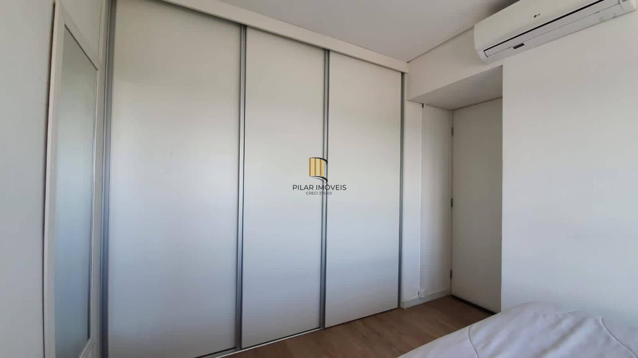 Apartamento de 2 quartos com 49 metros e 1 vaga de garagem andar alto.