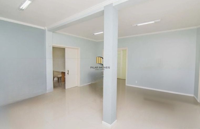Casa com piscina e 4 suítes no Bairro Vila Ipiranga
