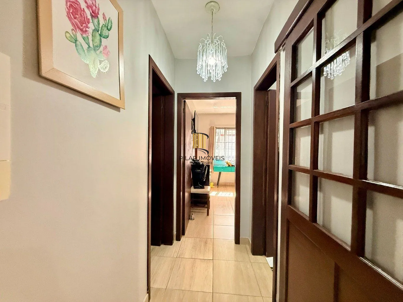 Casa de 4 dormitórios e 3 vagas de garagem em Canoas.