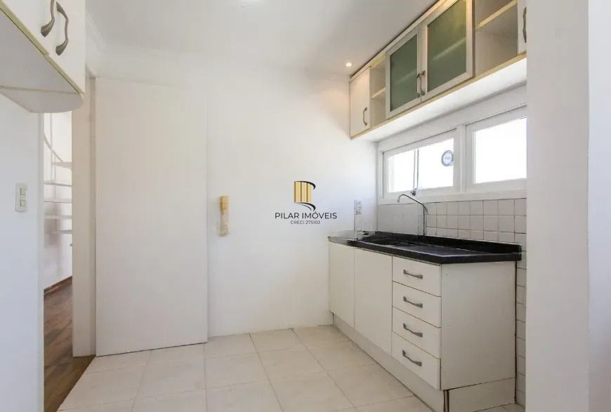 Cobertura com 1 quarto e 70m² à venda em rio branco, Porto Alegre.